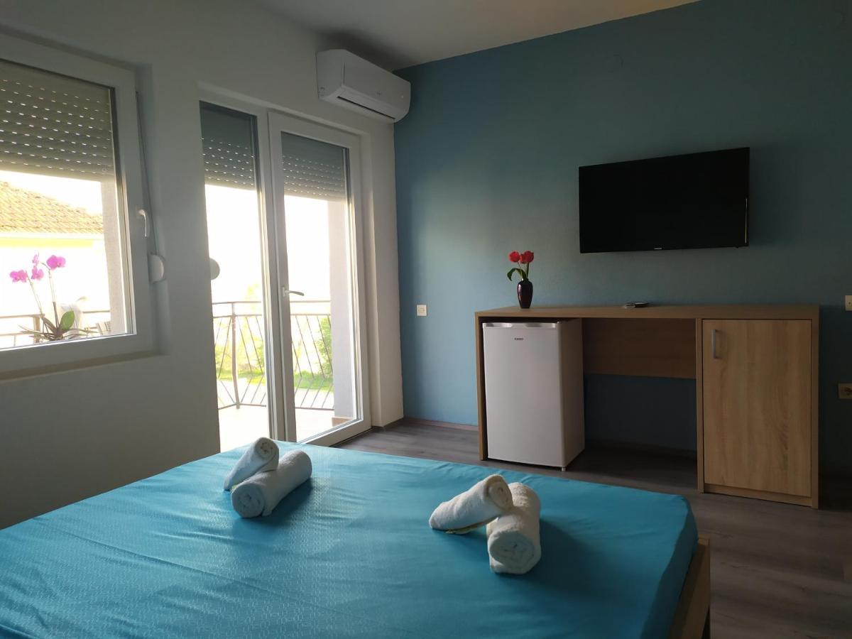 Ajkoski Apartments Peštani מראה חיצוני תמונה