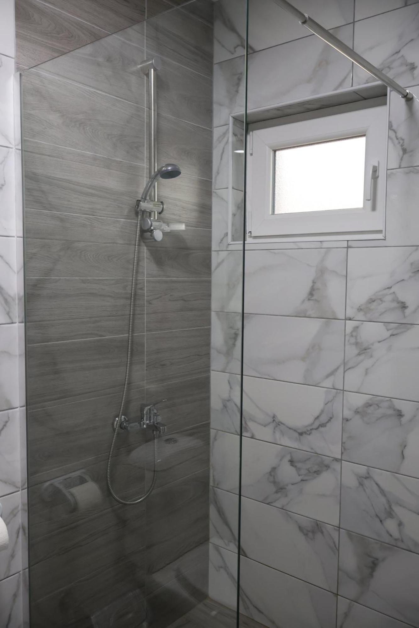 Ajkoski Apartments Peštani מראה חיצוני תמונה